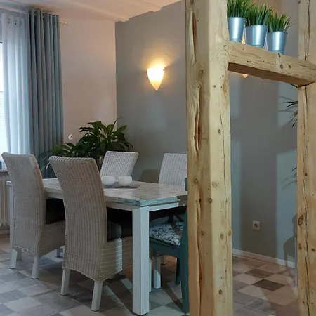 Maries Bunte Apartment *